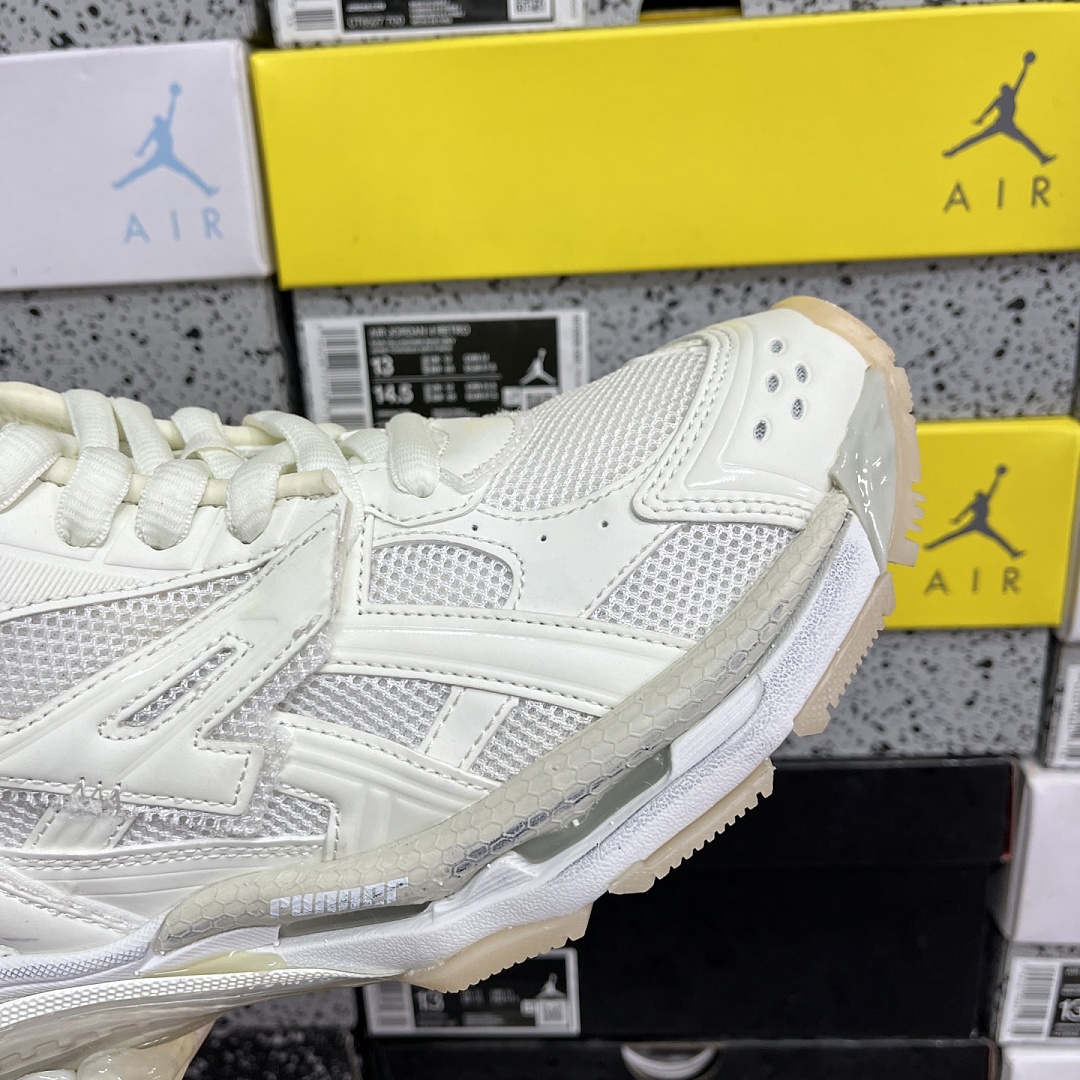 Balenciaga BLCG Runner 7.0 - Image 3