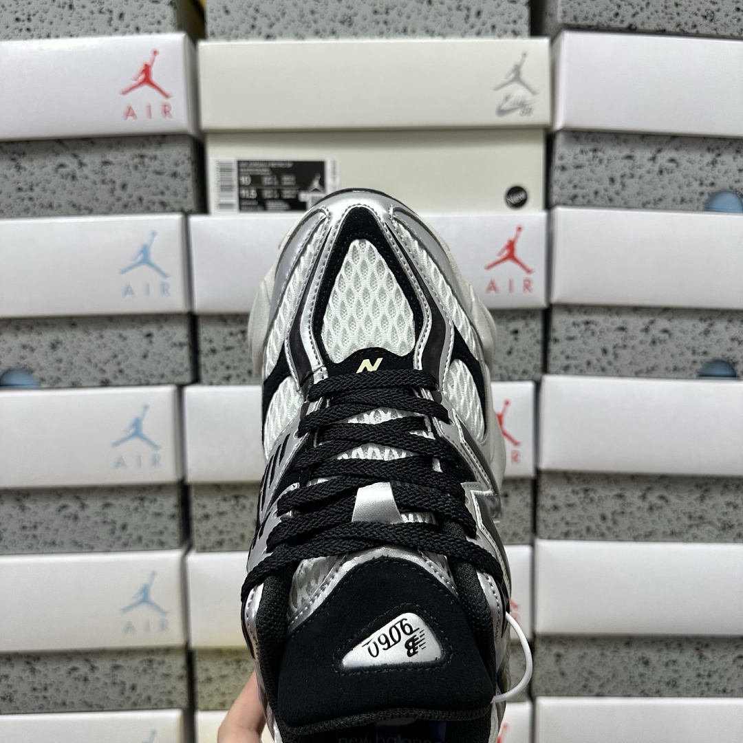 New Balance 9060 - Image 2