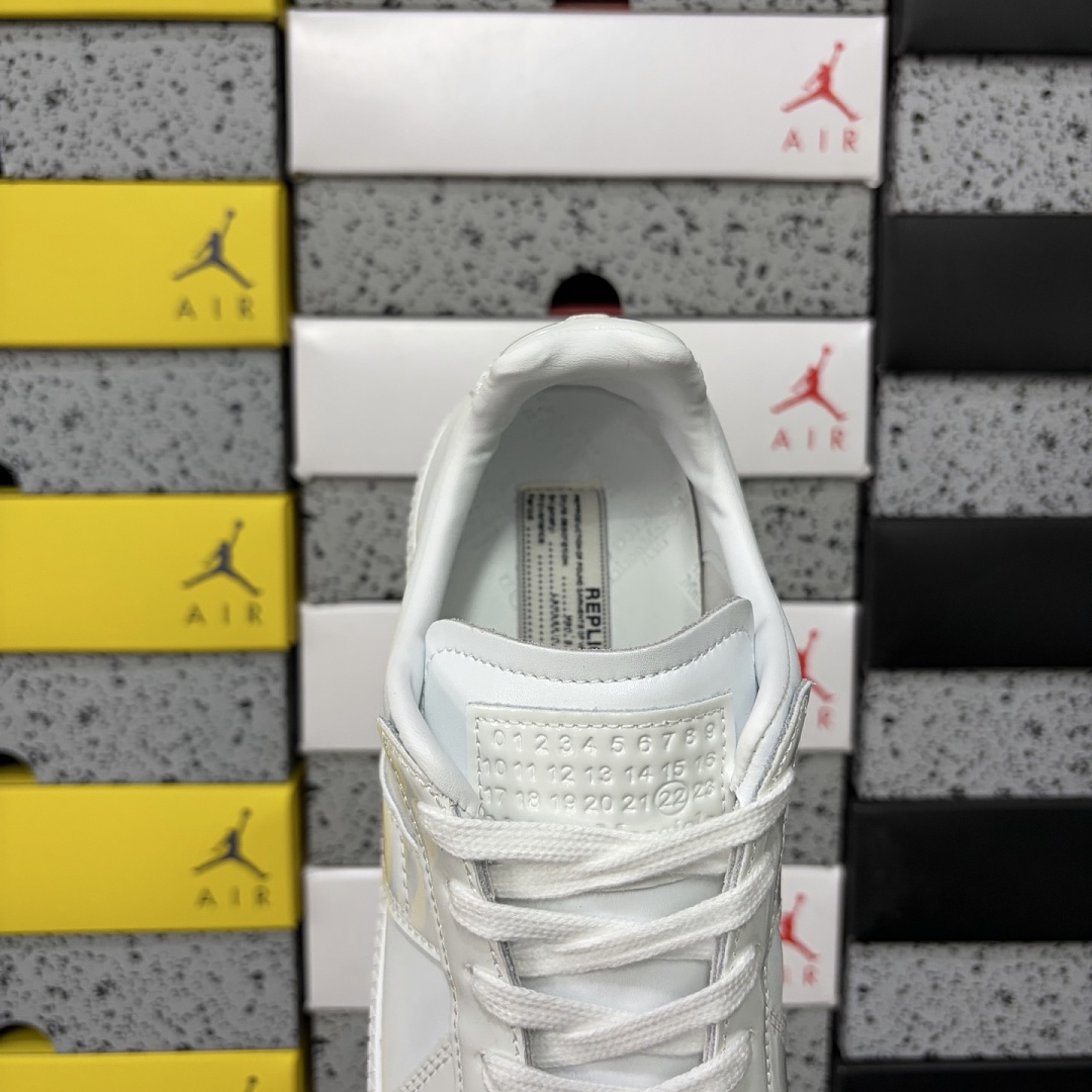 On Running Maison Margiela Replica - Image 2