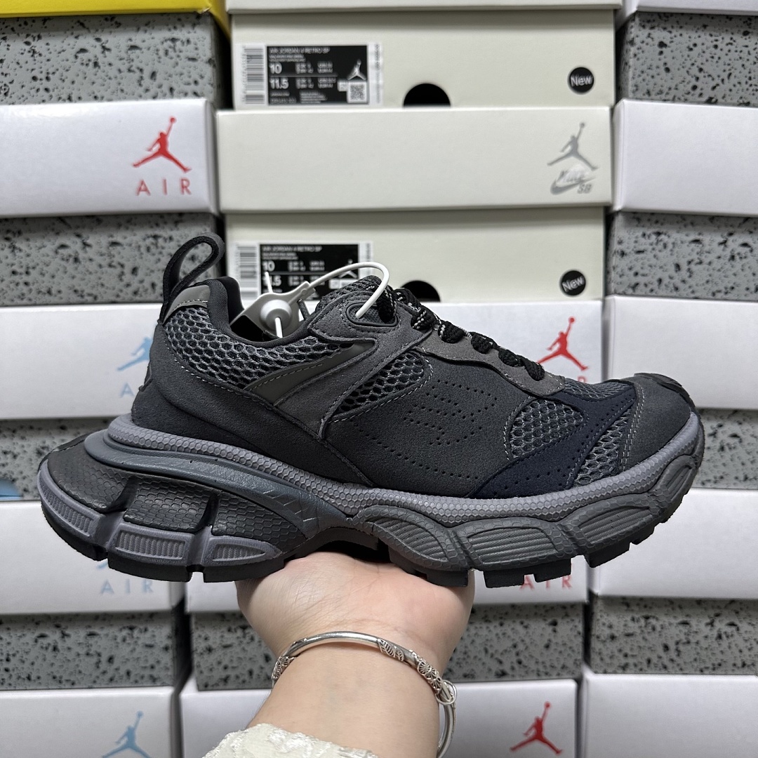 Balenciaga 3XL Sneakers - Image 12