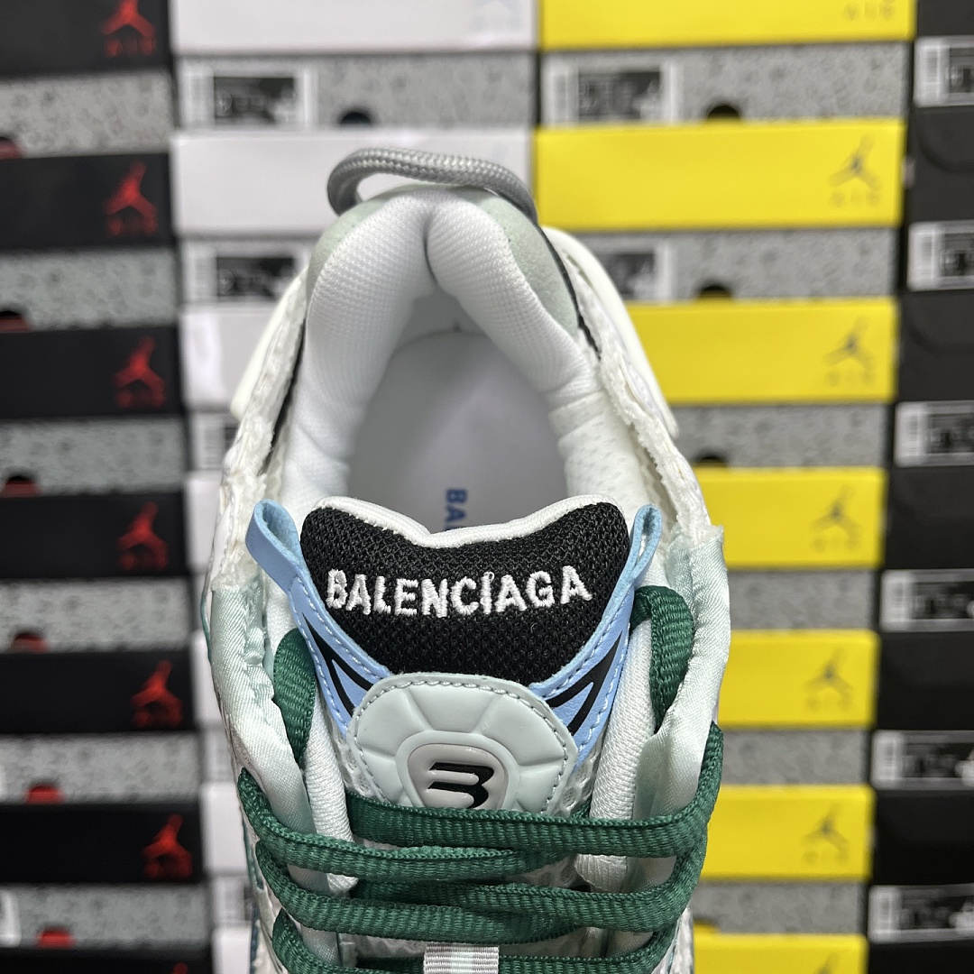 Balenciaga BLCG Runner 7.5 - Image 7