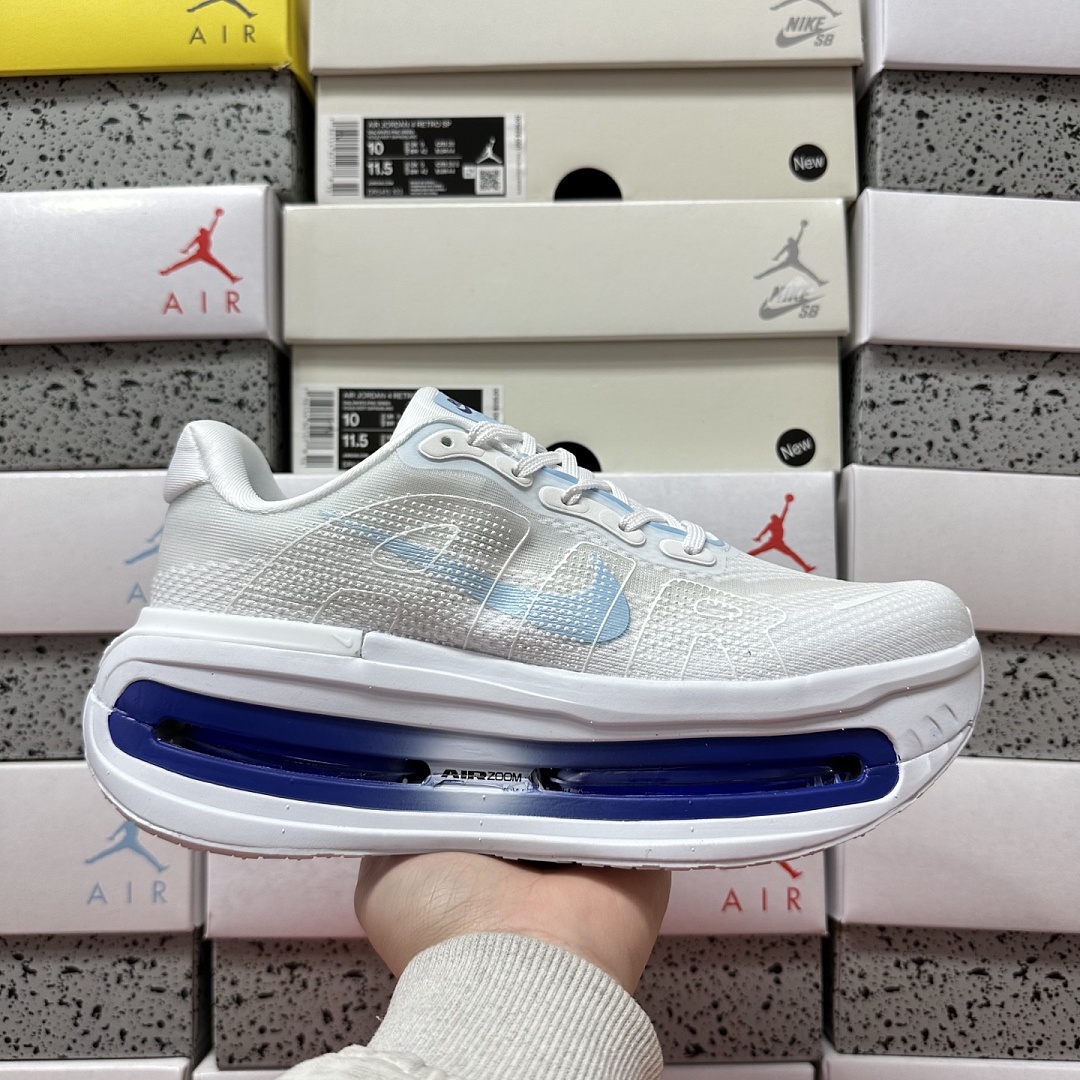 Nike Vomero Premium HQ2050-566 - Image 4