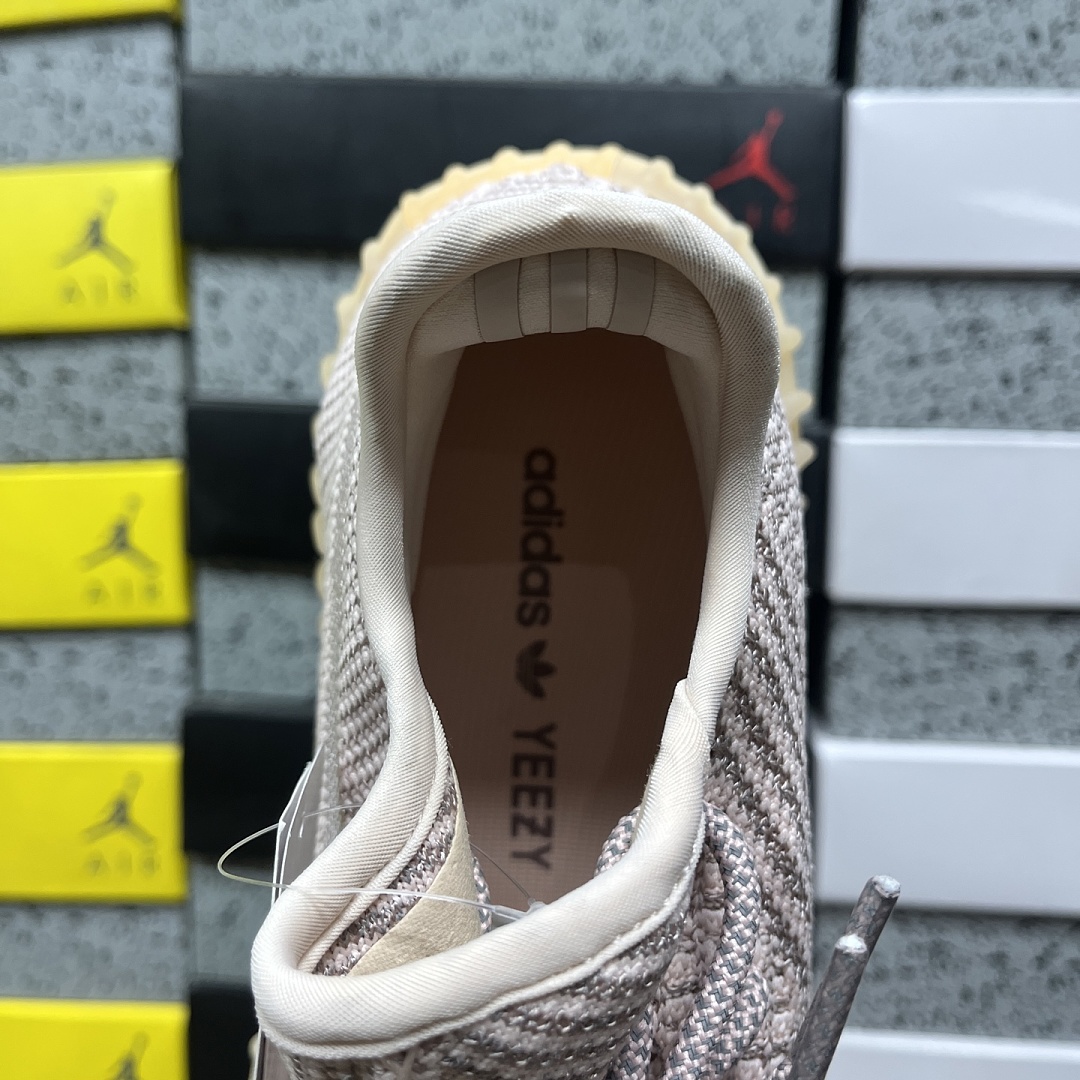 Adidas Yeezy Boost 350 V2 - Image 5