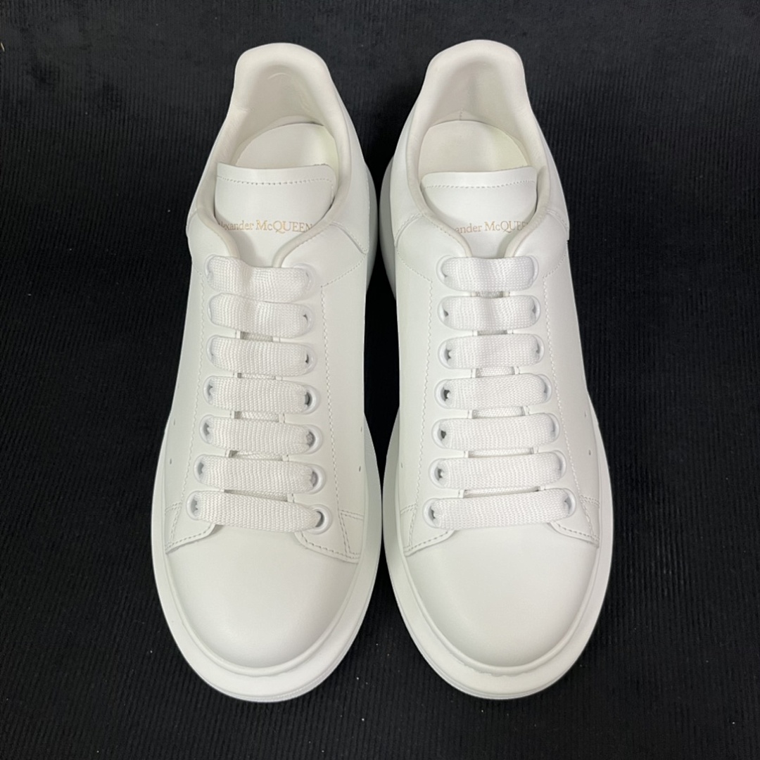 Alexander McQueen Alexander McQueen - Image 2