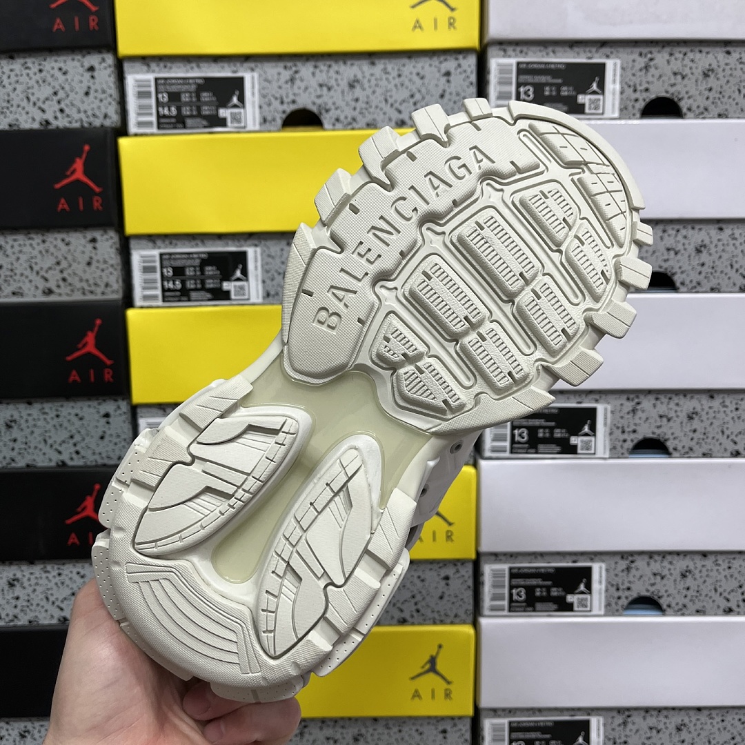 Balenciaga BLCG Track 3.0 - Image 7