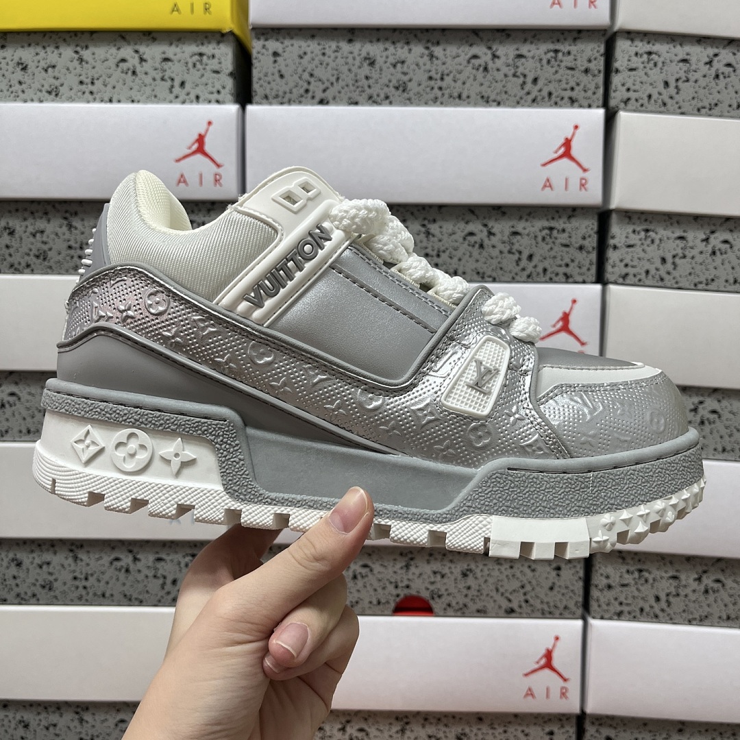Louis Vuitton Trainer Maxi (Silver White) - Image 6