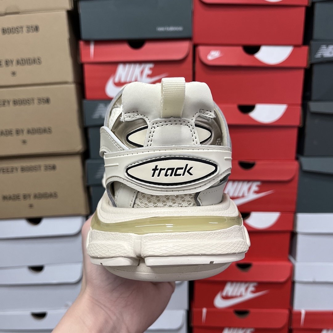 Balenciaga BLCG Track - Image 5