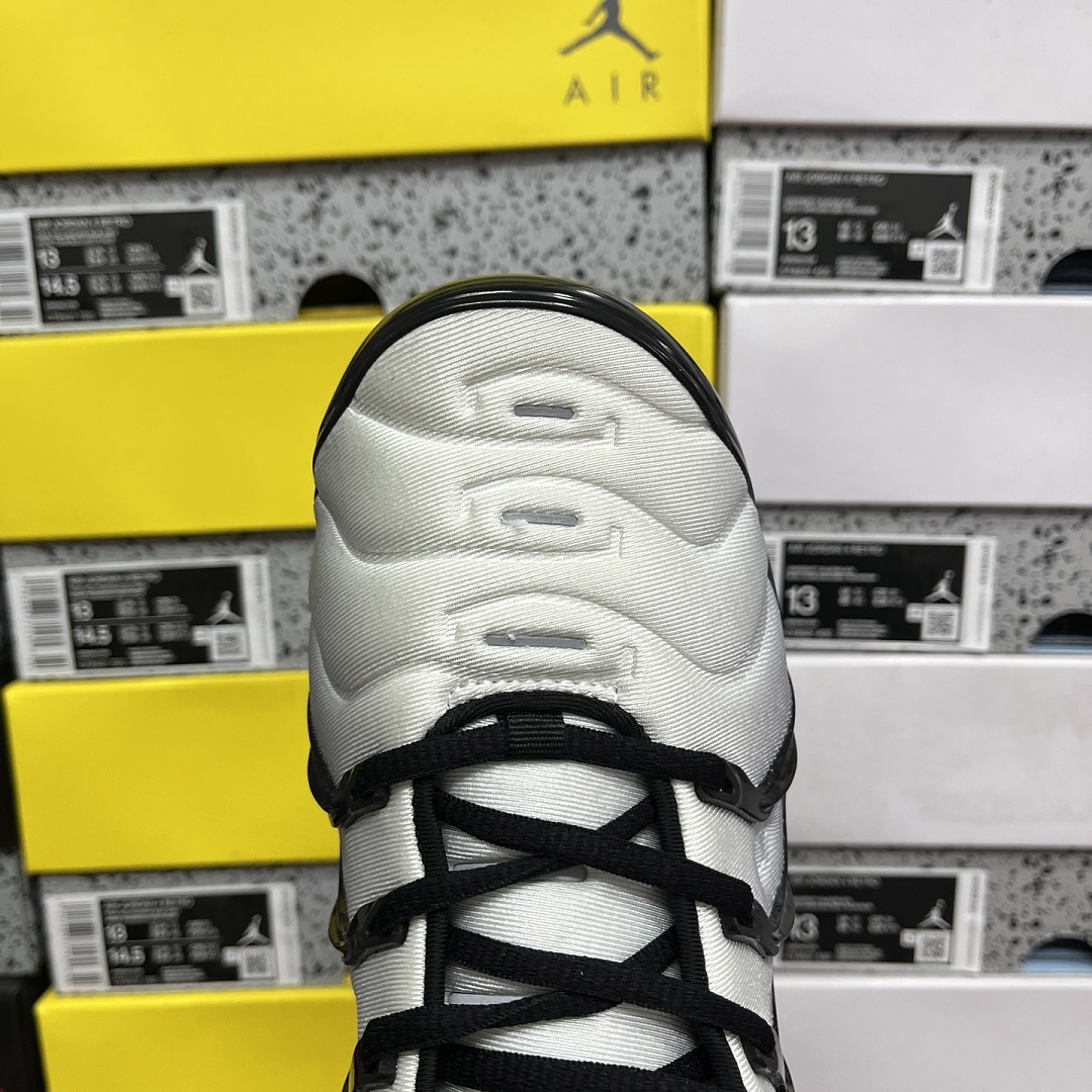 Nike Air VaporMax Plus - Image 5