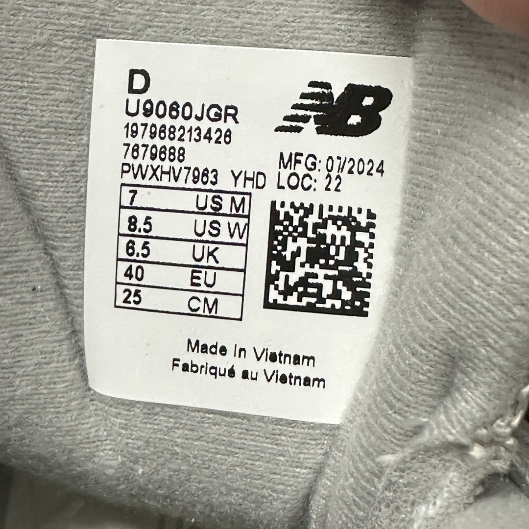 New Balance 9060 - Image 10