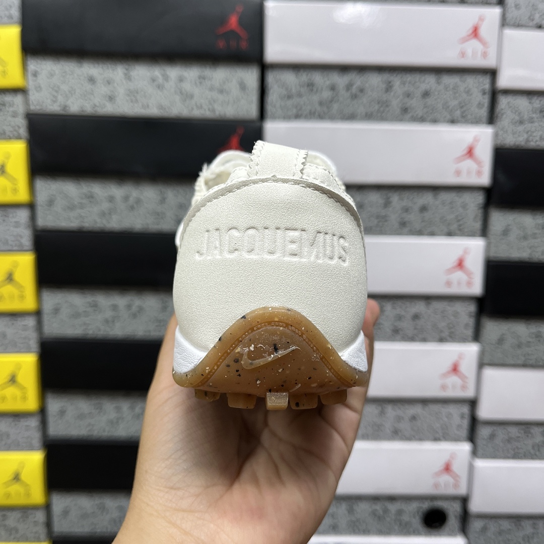 Nike Moon Shoe - Image 7