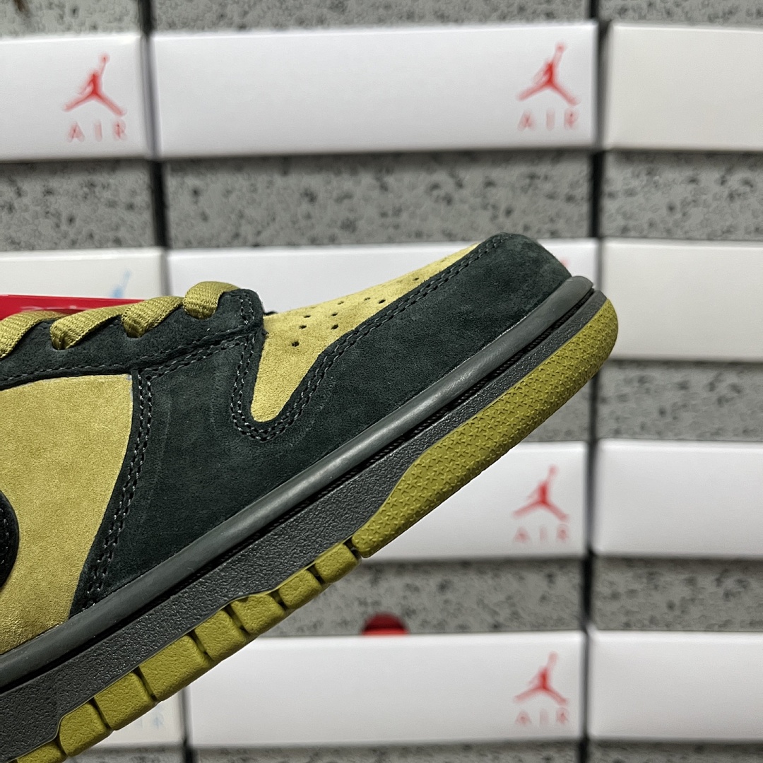 Nike SB Dunk Low Supreme Camper Collab (Black Yellow Green 94) - Image 8