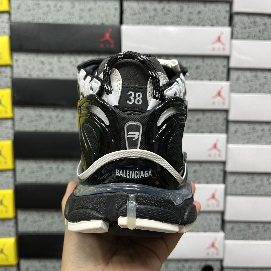 Balenciaga Runner LED 7.0 (Black White) - Image 9