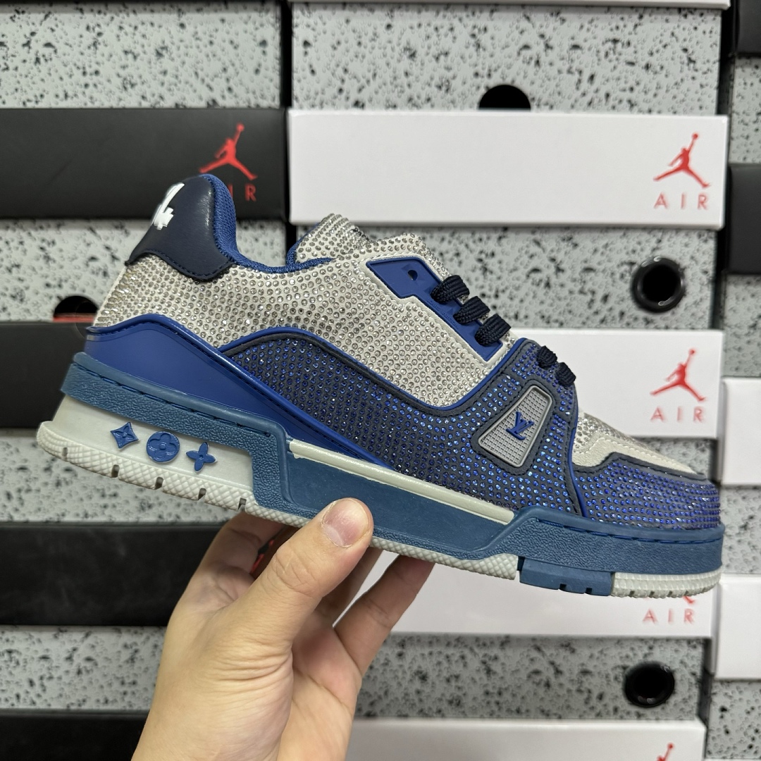 Louis Vuitton Trainer Rhinestone - Image 3