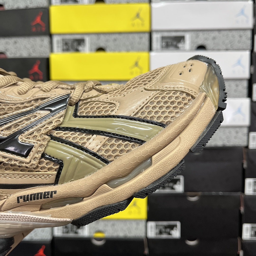 Balenciaga BLCG Runner 7.0 - Image 3