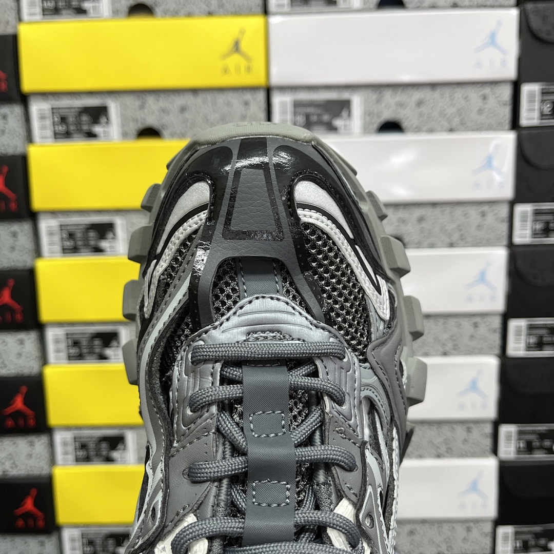 Balenciaga Track 2.0 - Image 84