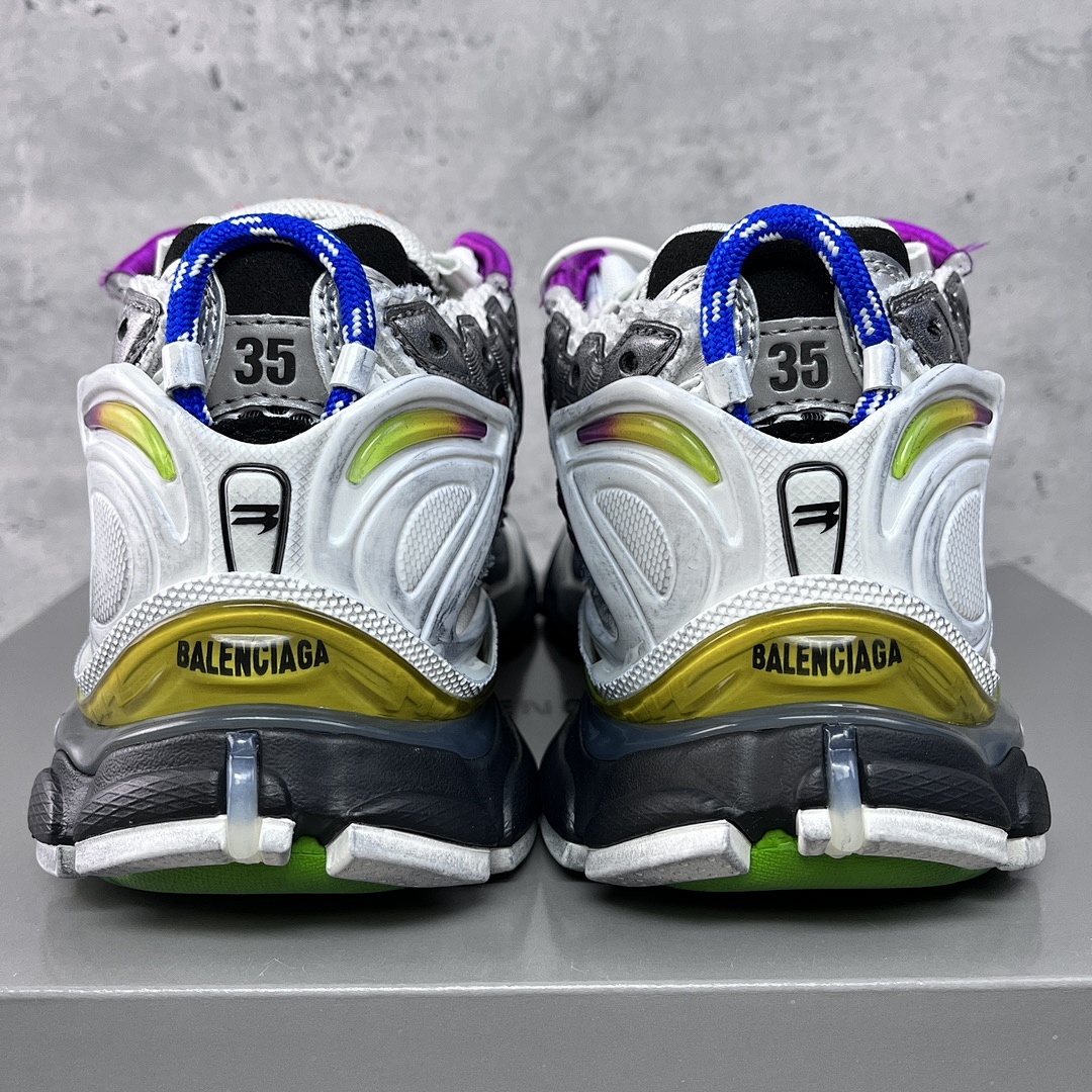 Balenciaga Runner 7.5 - Image 109