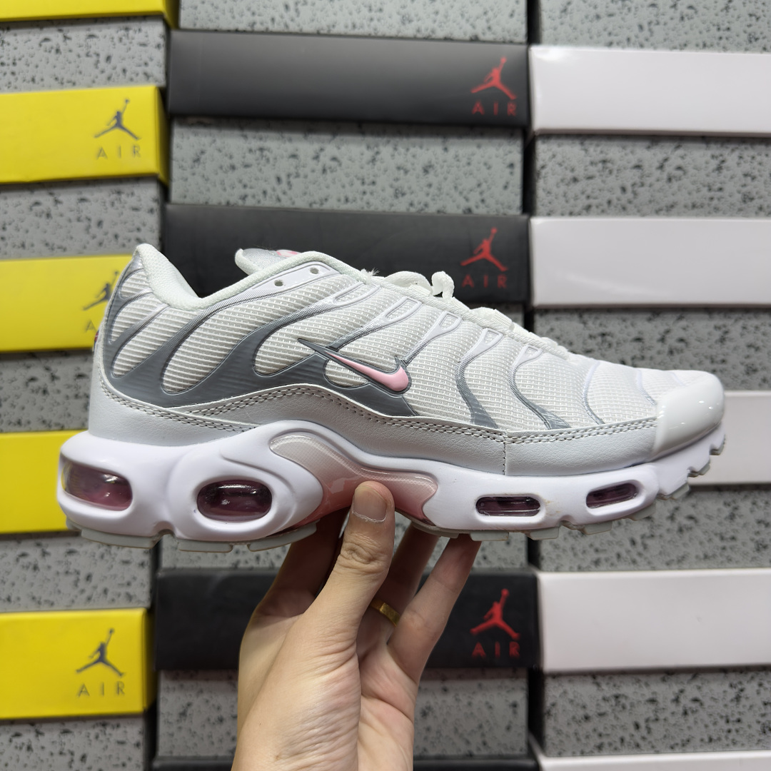 Nike Air Max Plus Summit White Pink Rise - Image 2