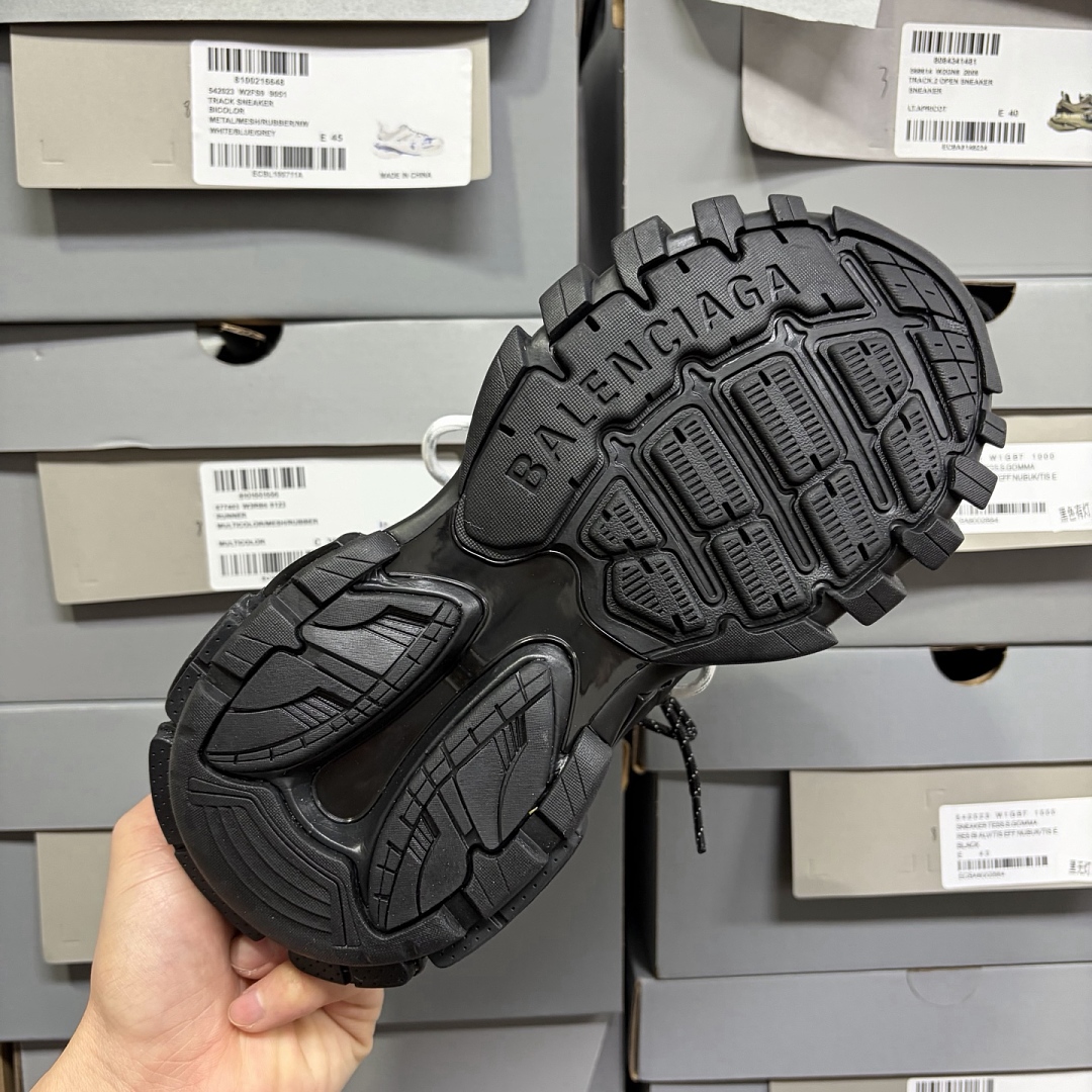 Balenciaga Track Trail Laces 3.0 - Image 3