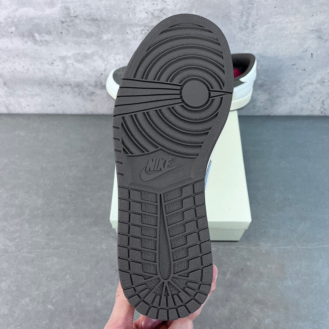 Chanel Travis Scott X Air Jordan 1 Low "Sail And Ridgerock - Image 6