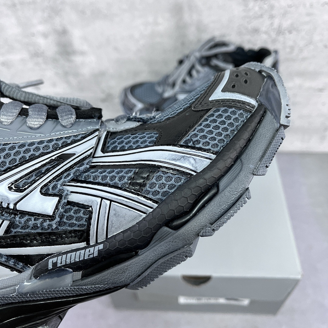 Balenciaga Runner - Image 65
