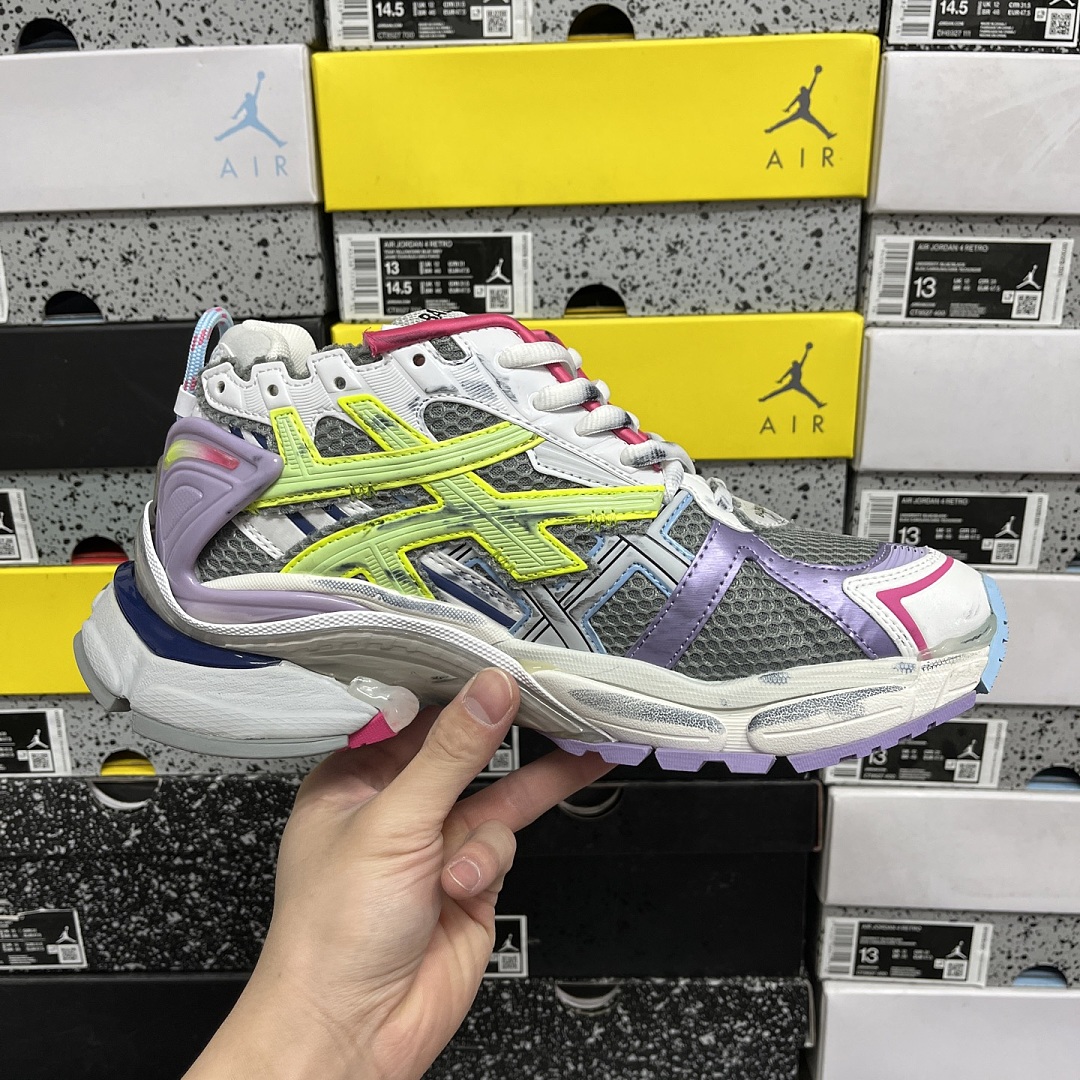 Balenciaga BLCG Runner 7.0 - Image 8