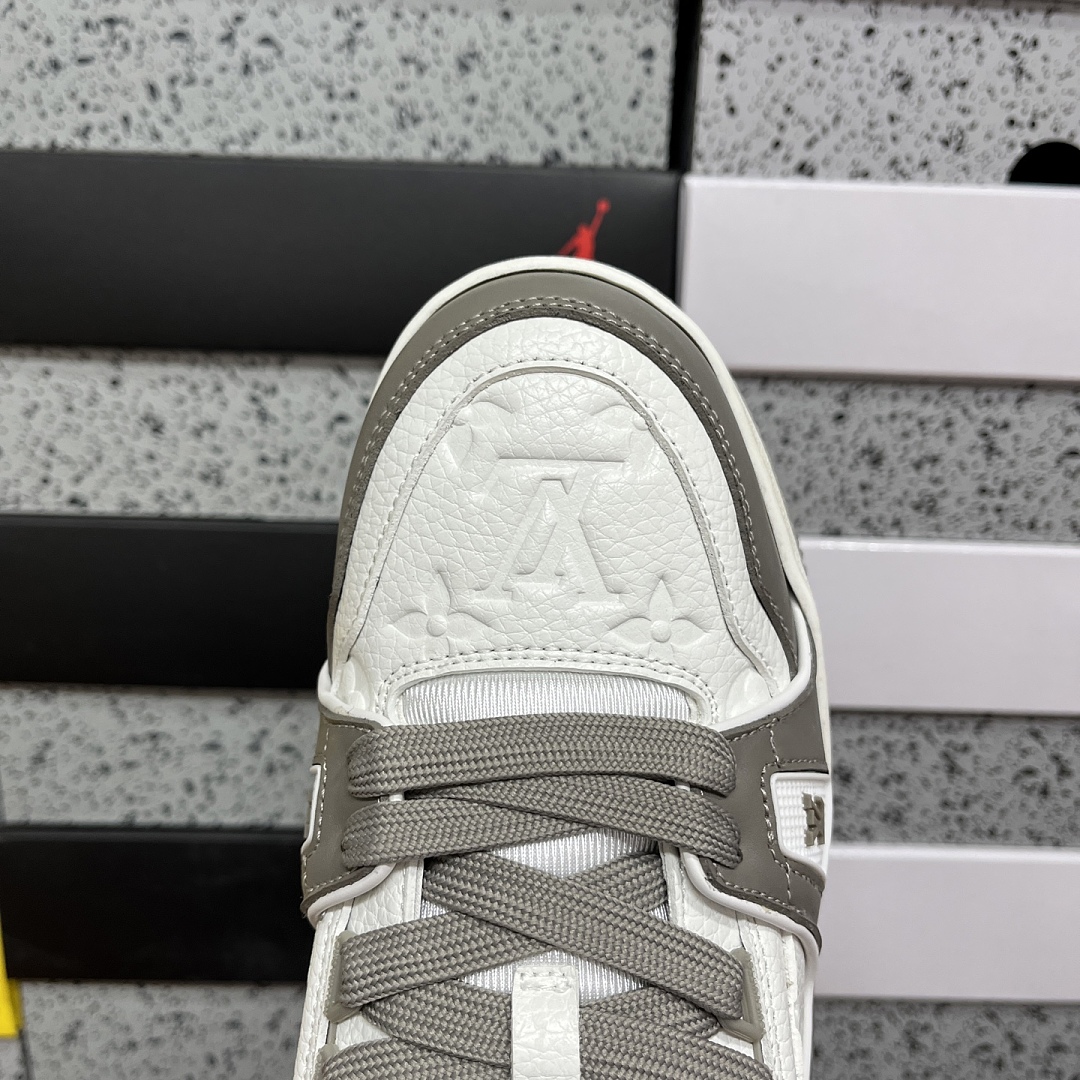 Louis Vuitton Trainer (Khaki Grey White) - Image 3