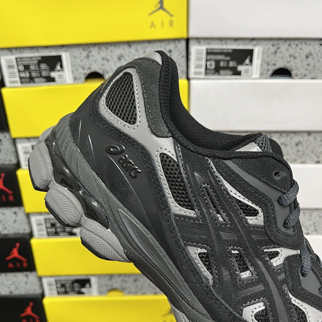 ASICS Gel-NYC Graphite (Grey Black) - Image 10