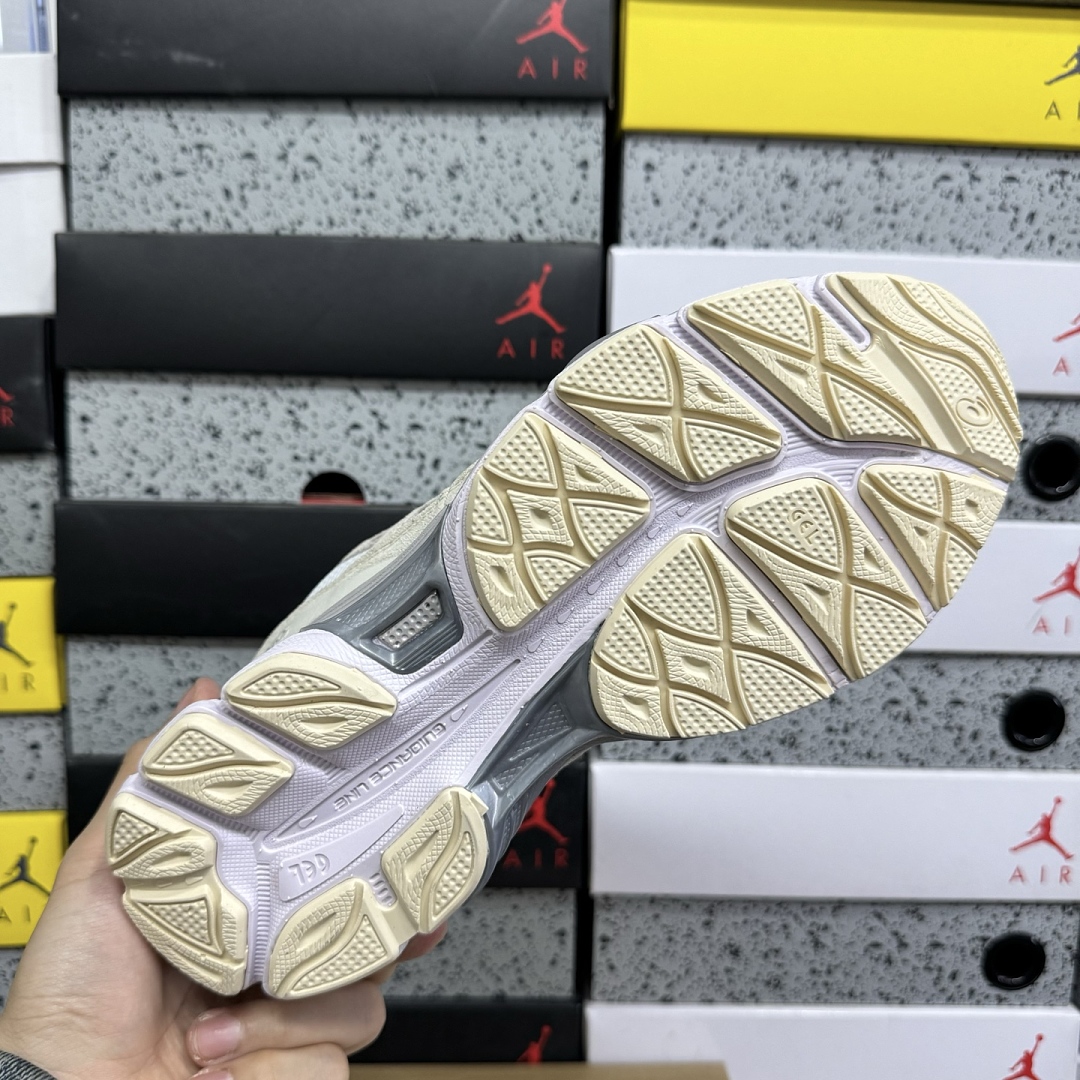 ASICS Gel-NYC White Oyster Grey 1201A789-105 - Image 10