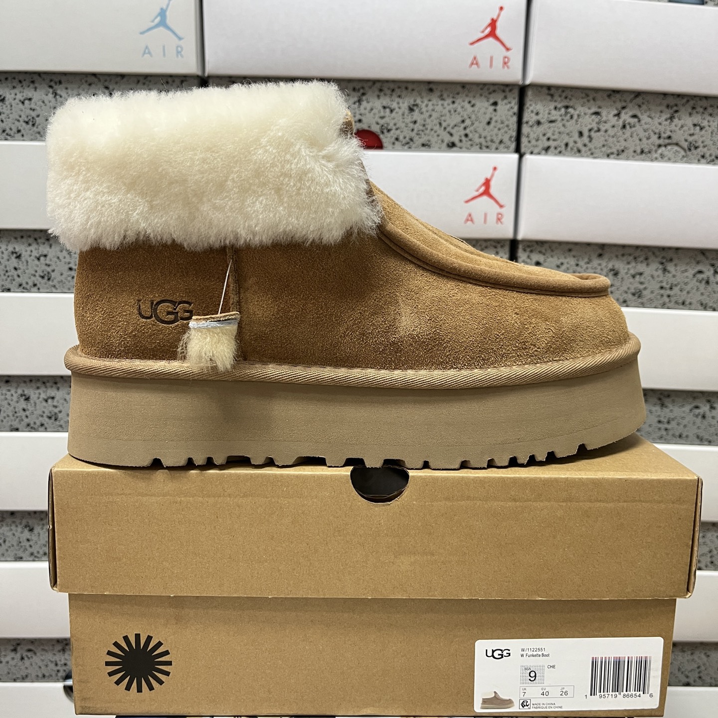 UGG Funkette -2551 - Image 10