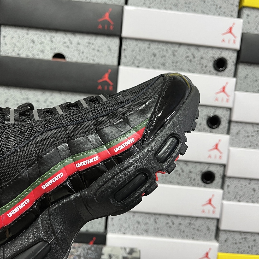 Nike Air Max 95 SP Undefeated Black IB4453-001 - Image 7