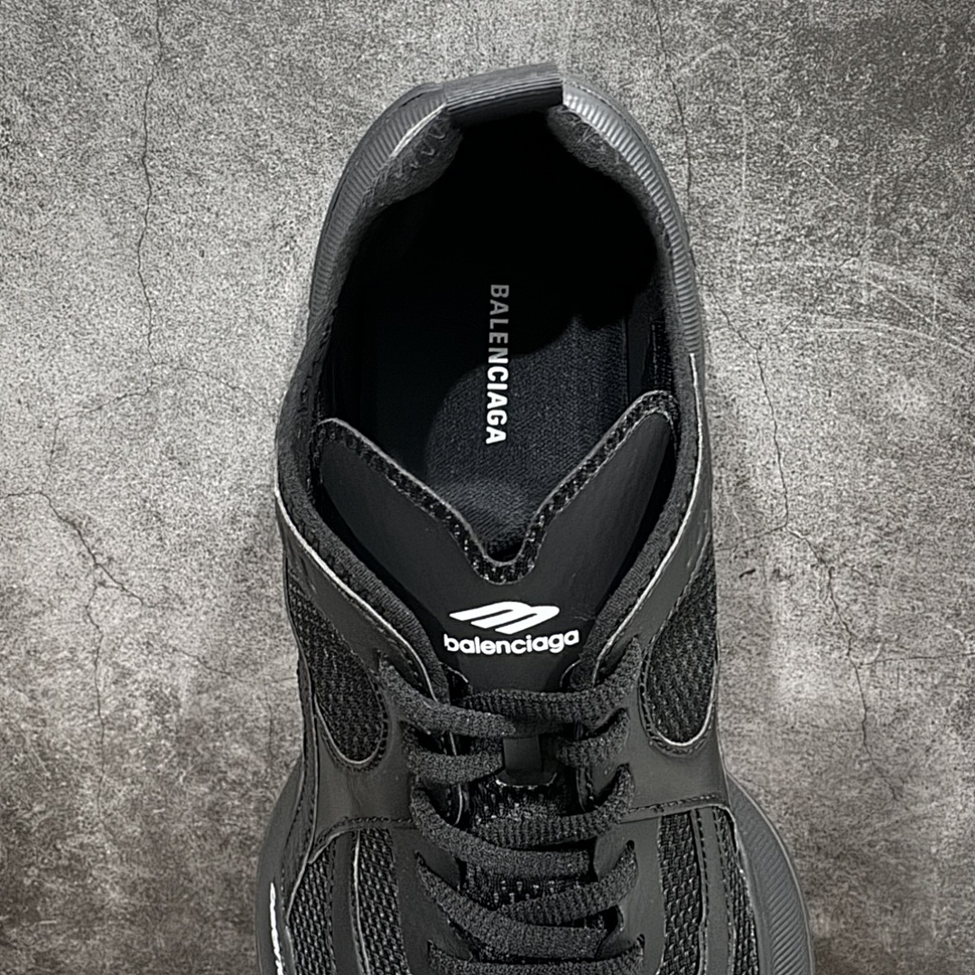 Balenciaga Circuit - Image 47