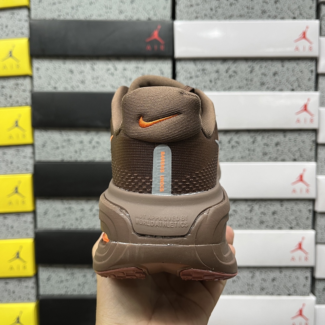 Nike Vomero Premium Renegade - Image 7