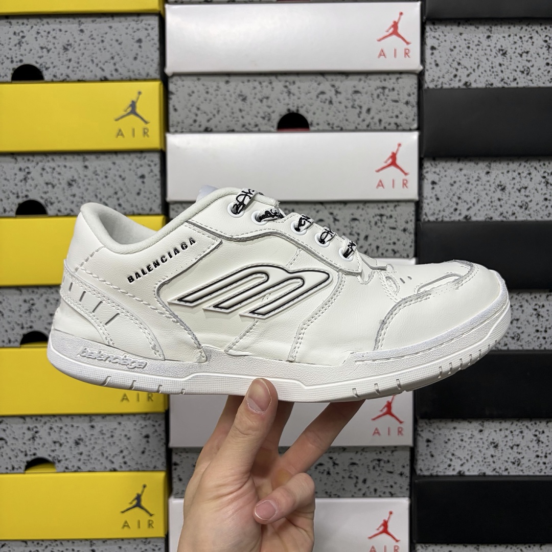 Balenciaga Hamptons Sneakers 9000 - Image 8