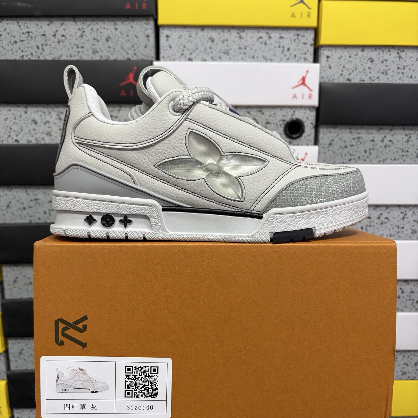 Louis Vuitton Skate Sneaker Clover - Image 11