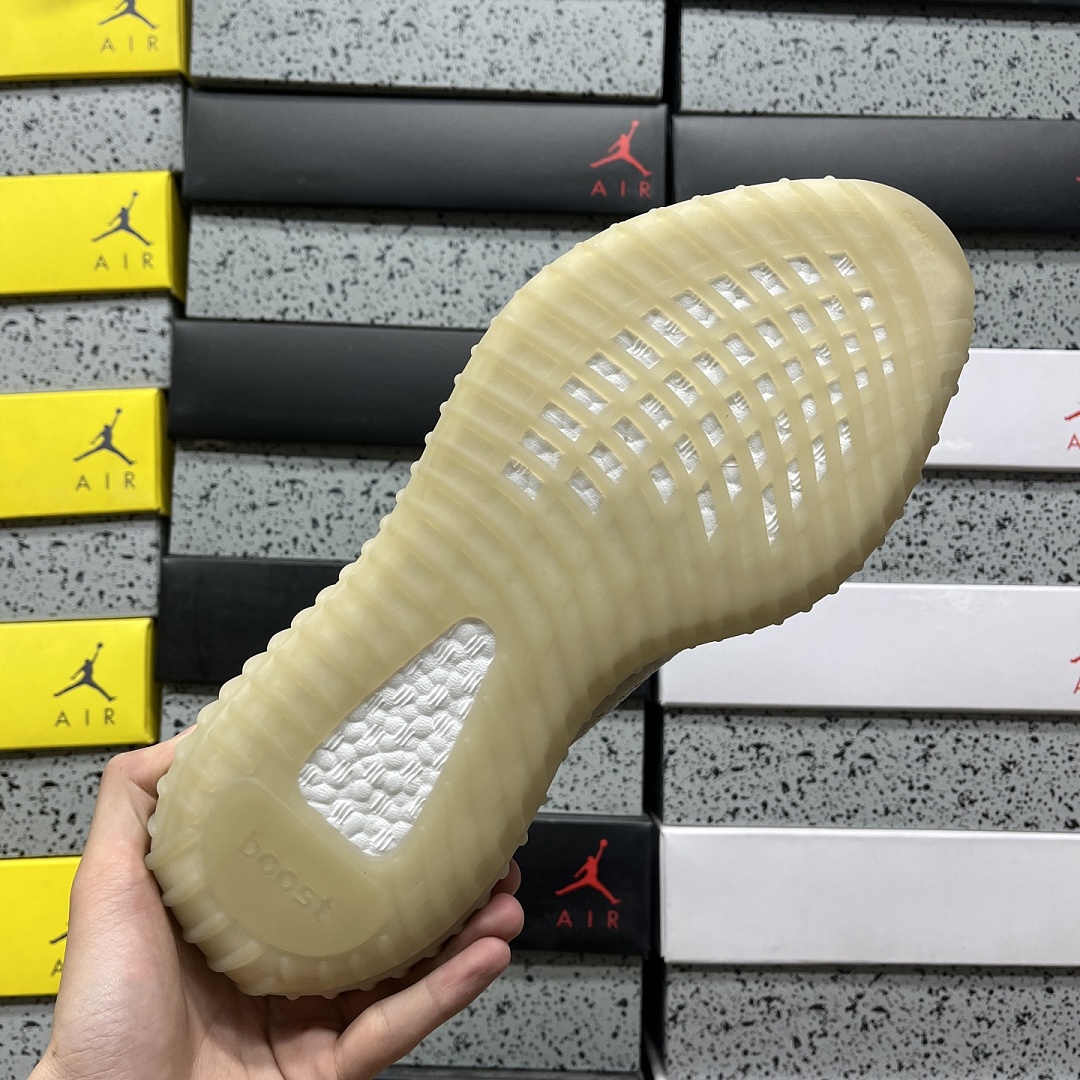 Adidas Yeezy Boost 350 V2 - Image 8
