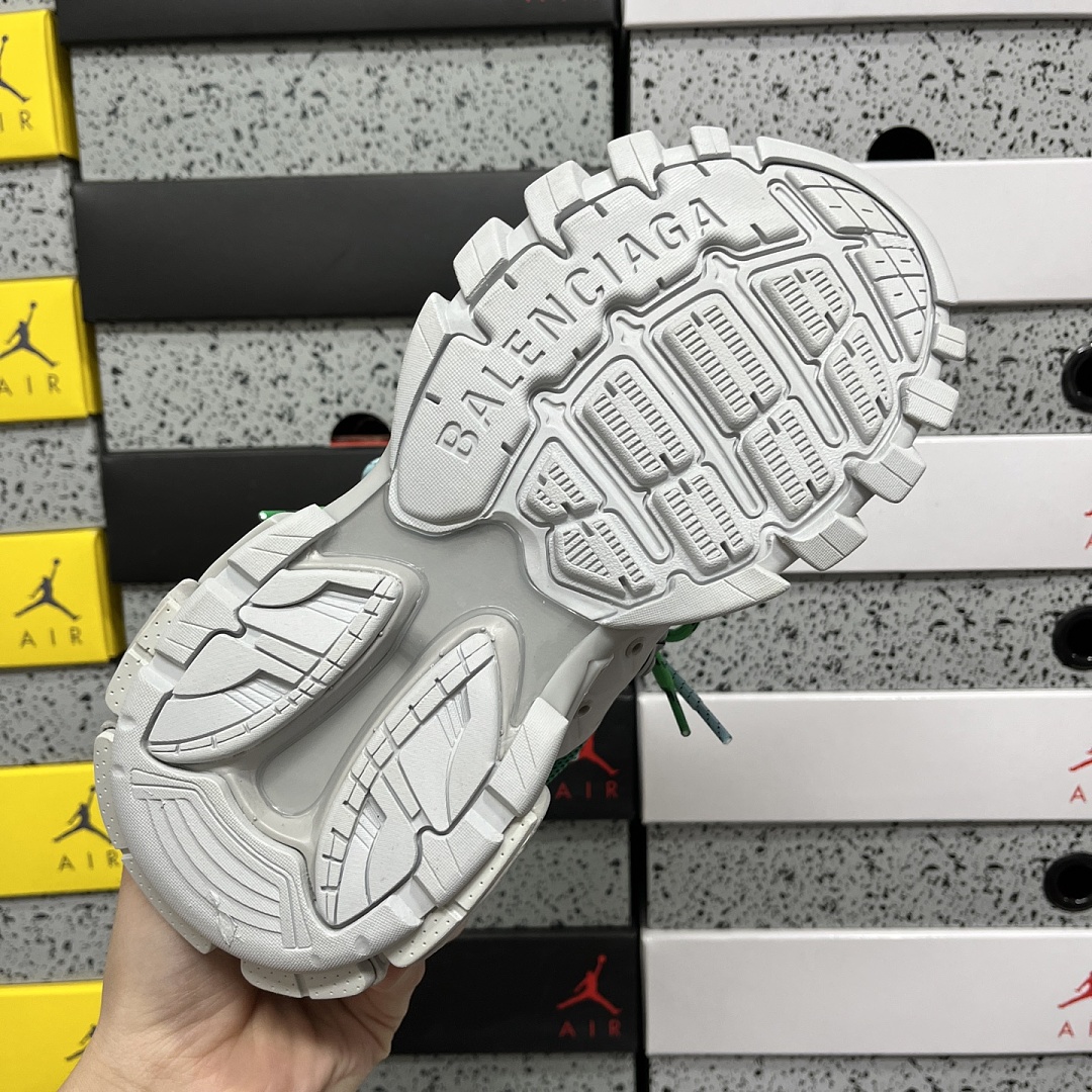 Balenciaga BLCG Track 3.0 - Image 9