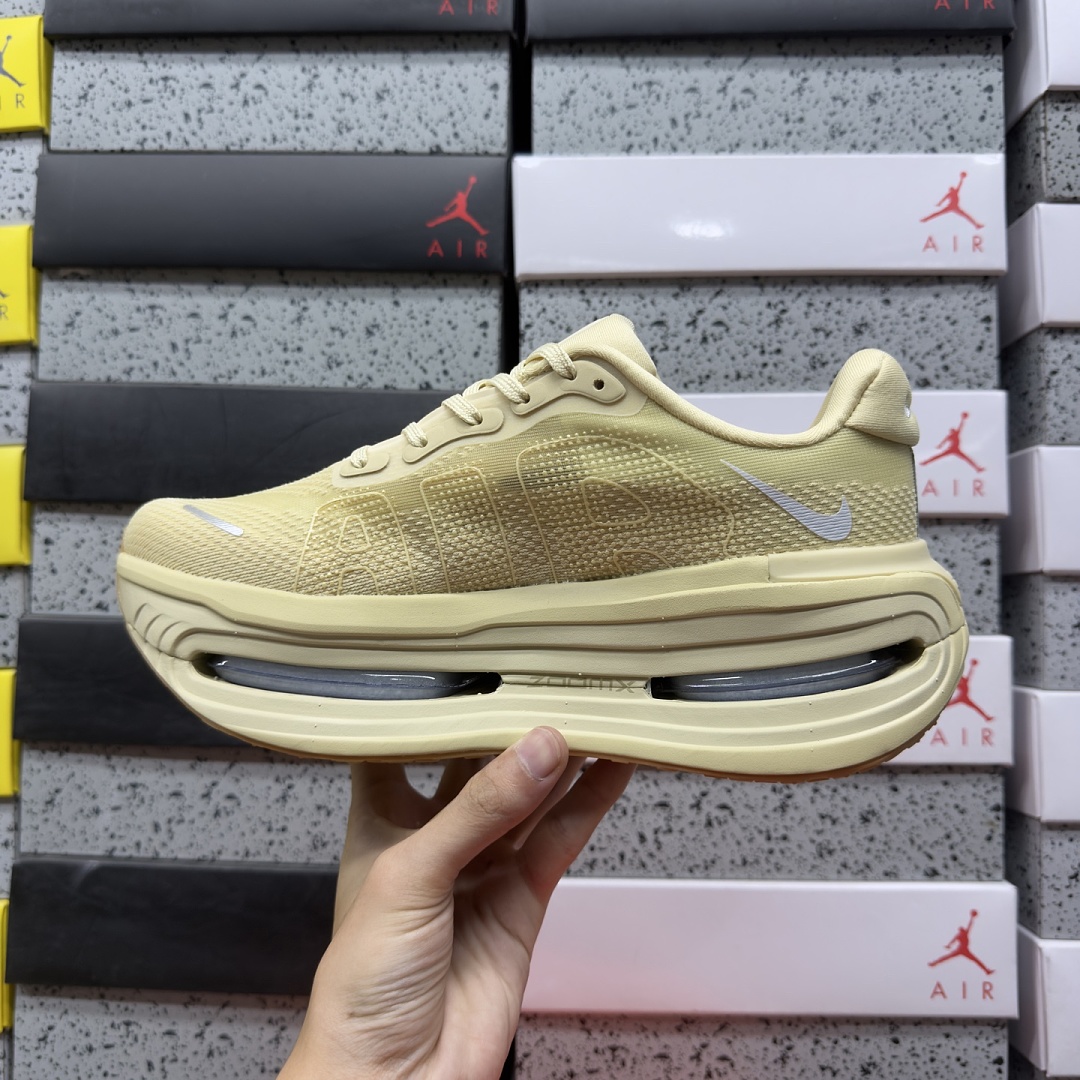 Nike Vomero Premium - Image 4