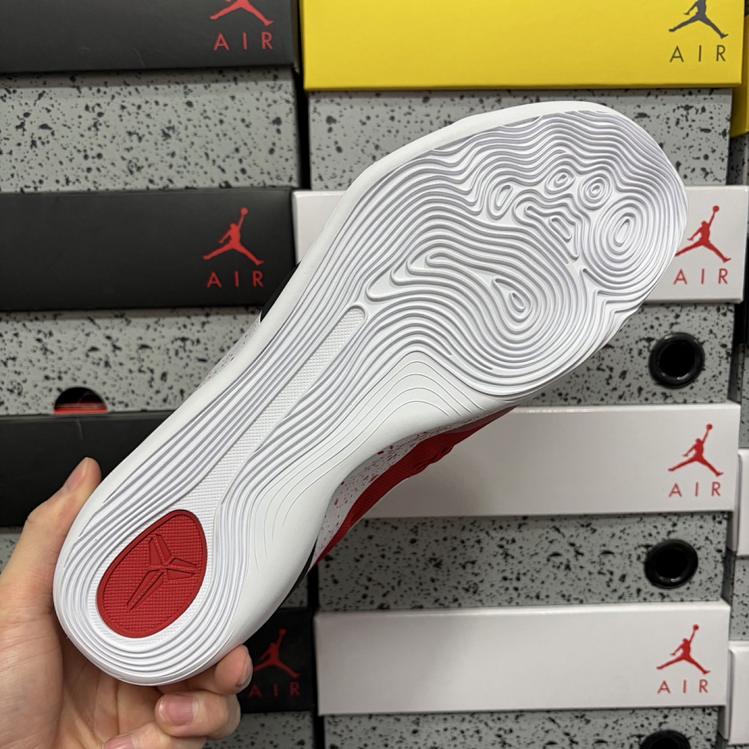 Nike Kobe 9 EM Low Protro TB University Red ZK9 (White) - Image 4