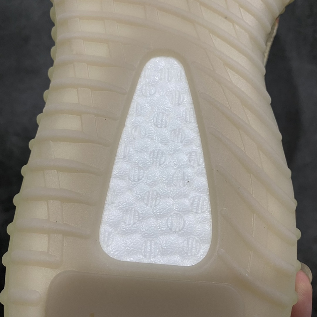 Adidas Yeezy 350 - Image 11