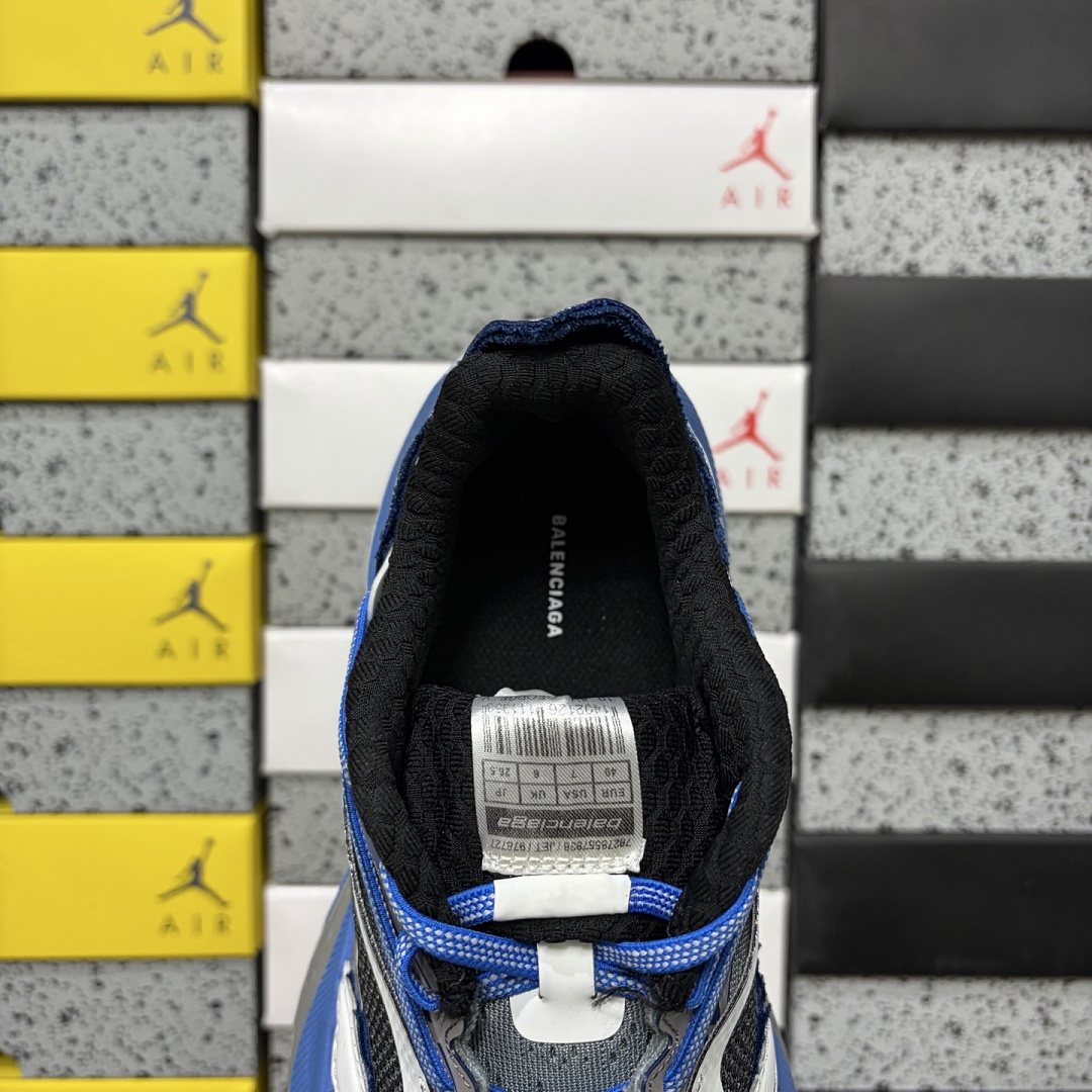 Balenciaga Jet 26 - Image 6