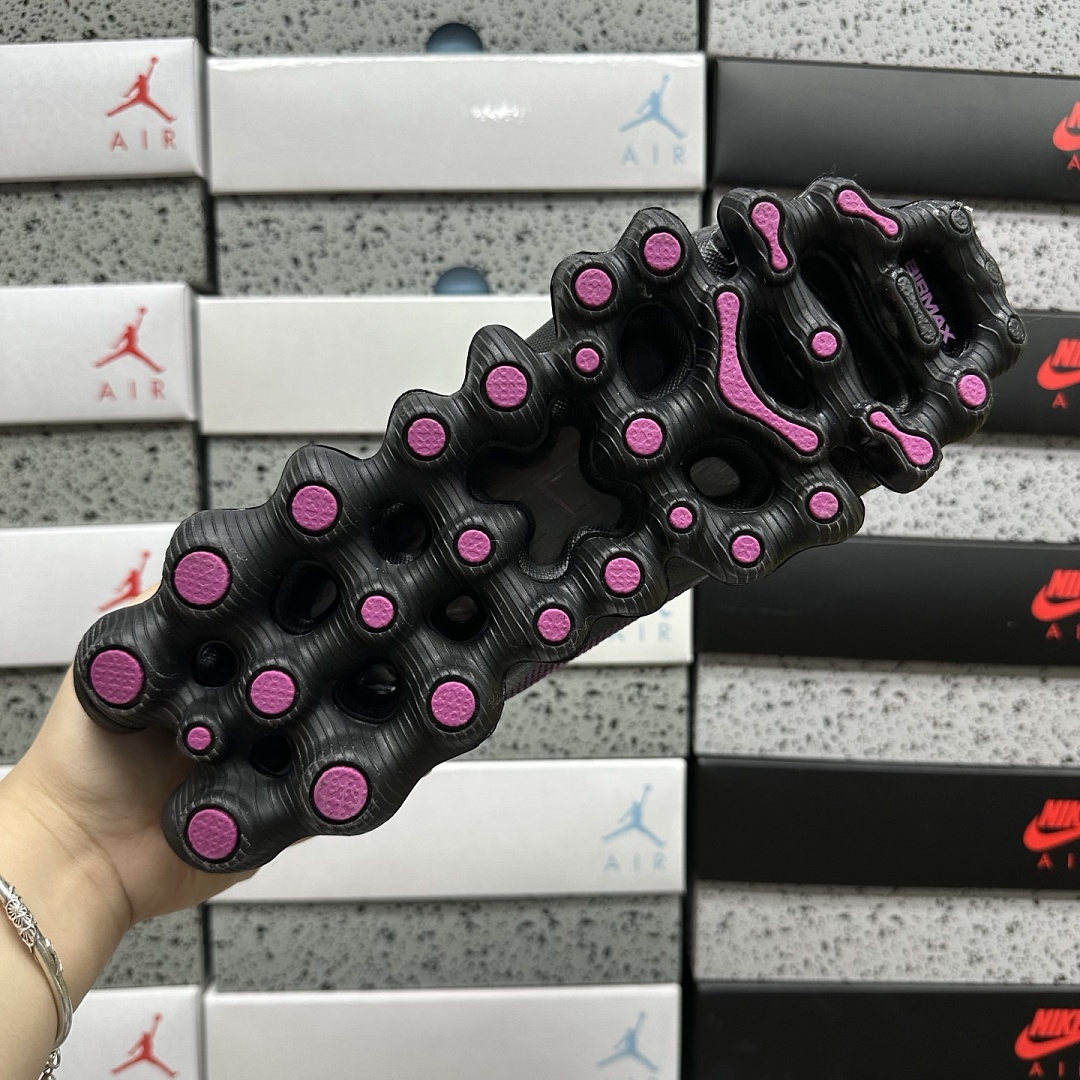 Nike Air Liquid Max IQ7634-068 - Image 4
