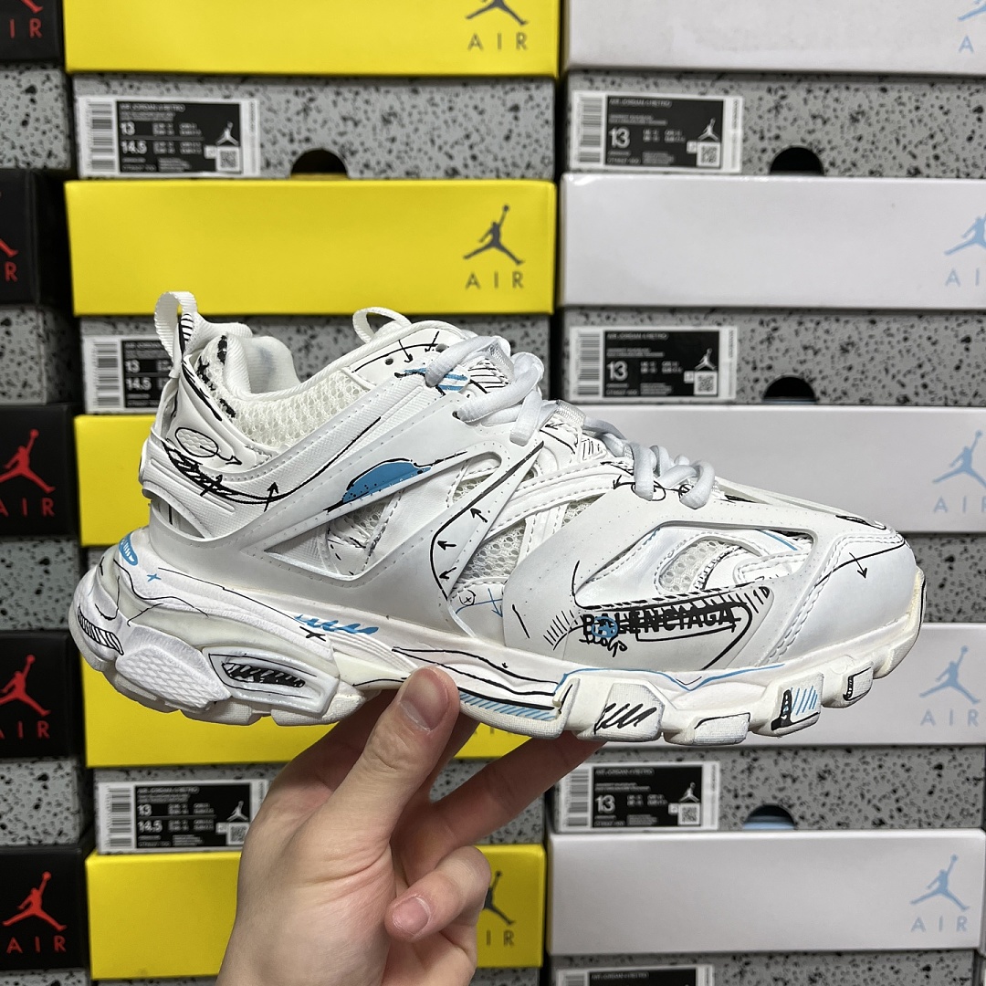 Balenciaga BLCG Track 3.0 - Image 6