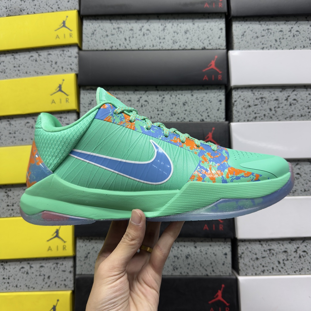 Nike Kobe 5 Protro Jalen Brunson NY Vs. PE K5 - Image 9