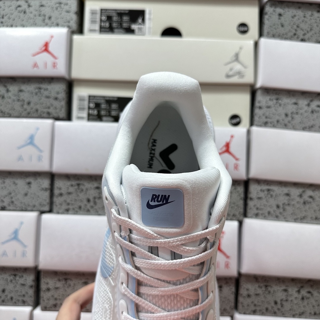 Nike Vomero Premium HQ2050-566 - Image 6