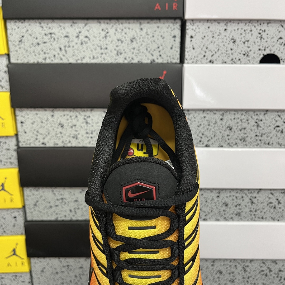 Nike Air Max Plus Sunset - Image 6