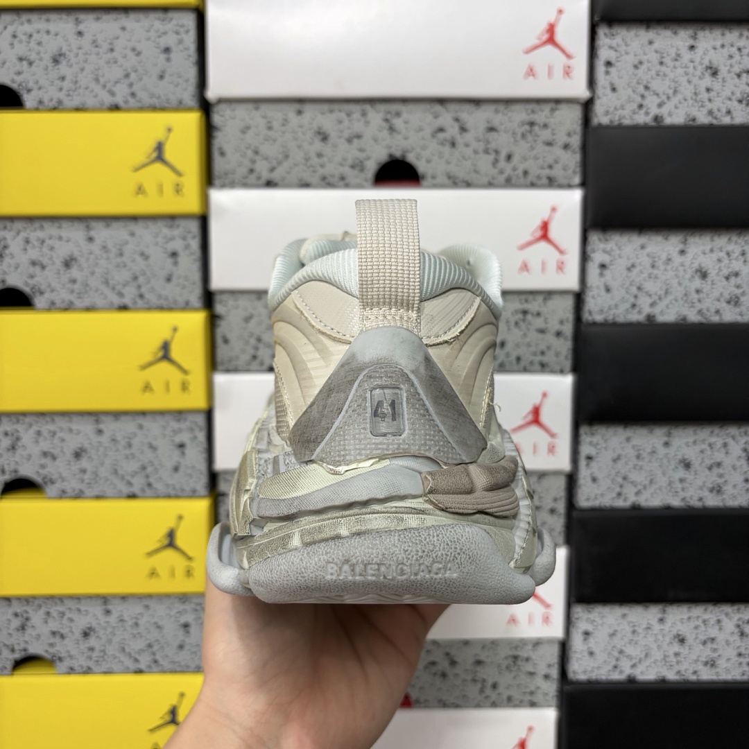 Balenciaga Triple S 2 - Image 8