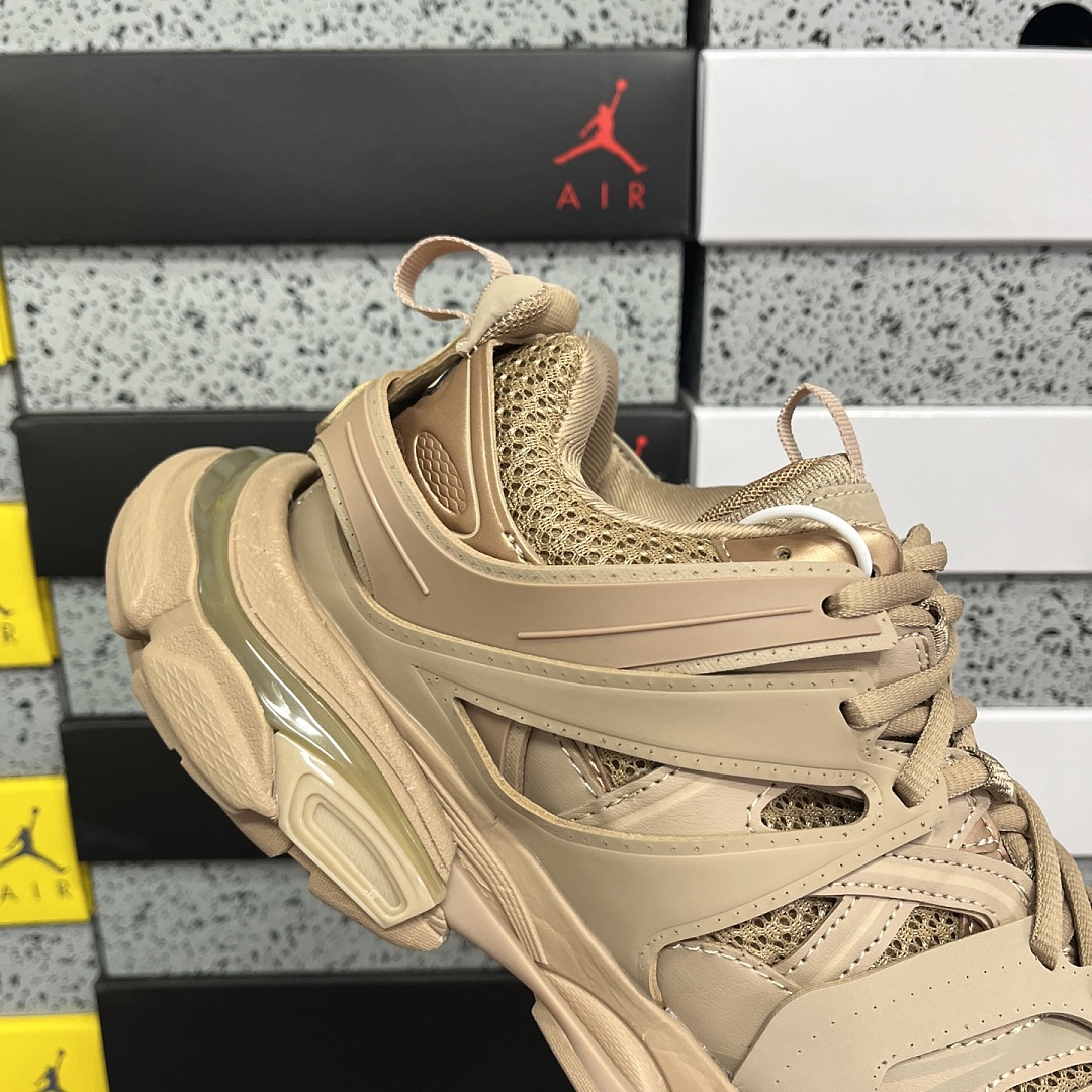 Balenciaga Track - Image 6