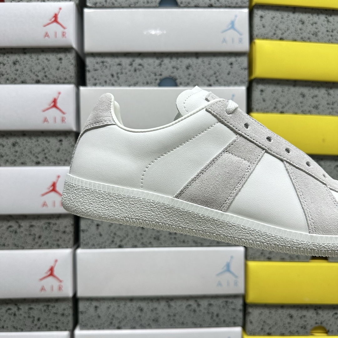 On Running Maison Margiela Replica - Image 5