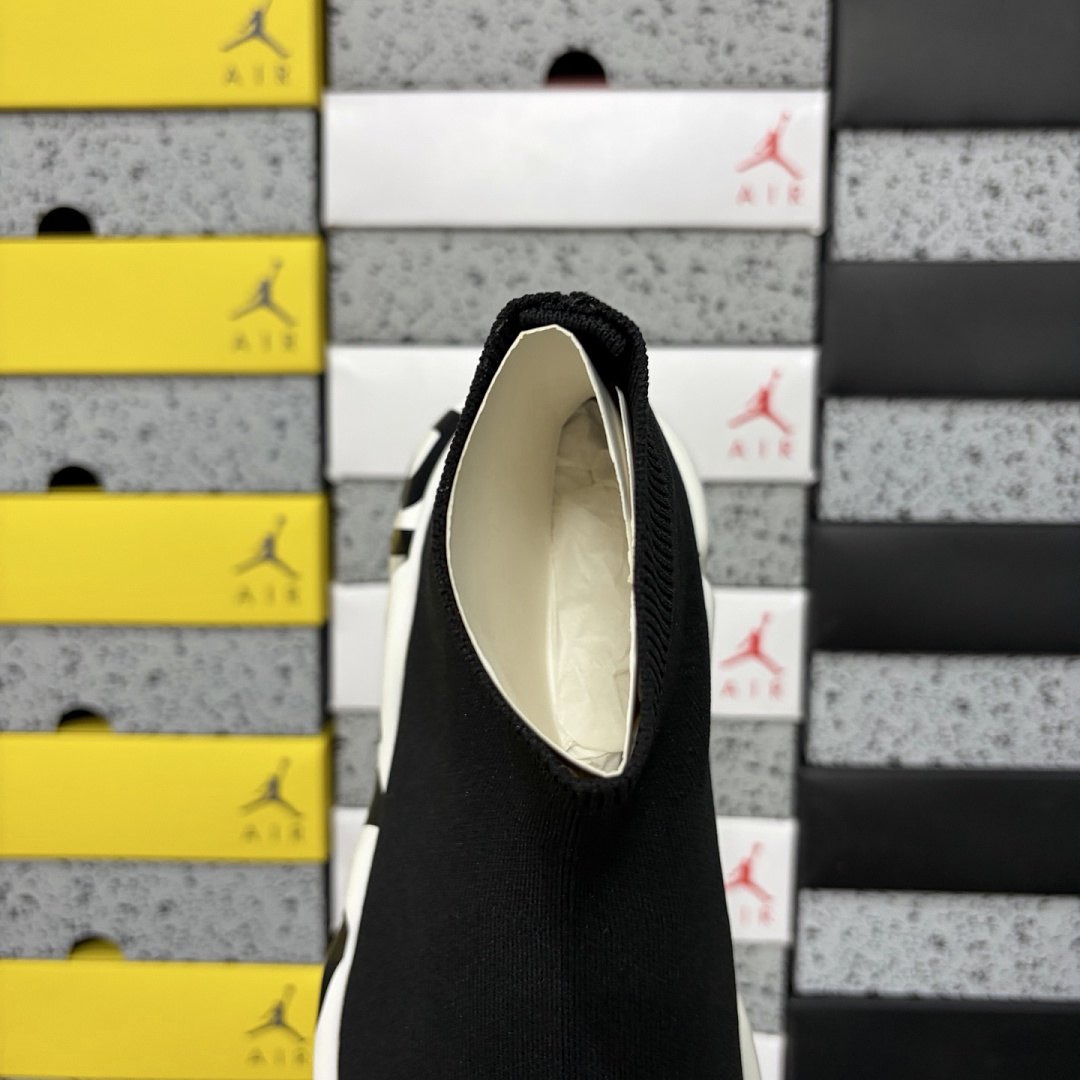 Balenciaga Speed Graffiti Trainers White Black Logo Socks - Image 6