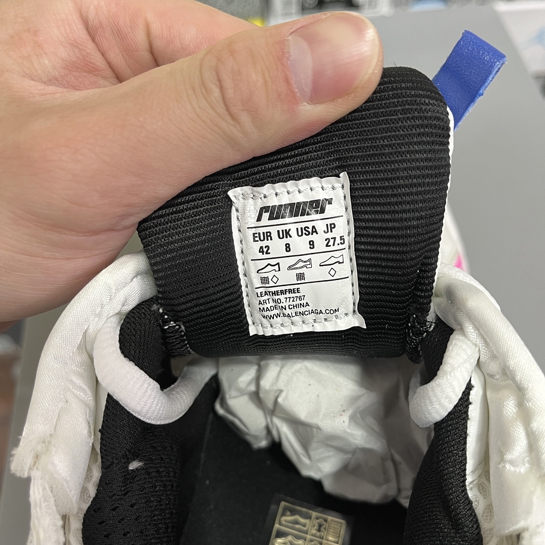 Balenciaga BLCG Runner 7.5 - Image 8